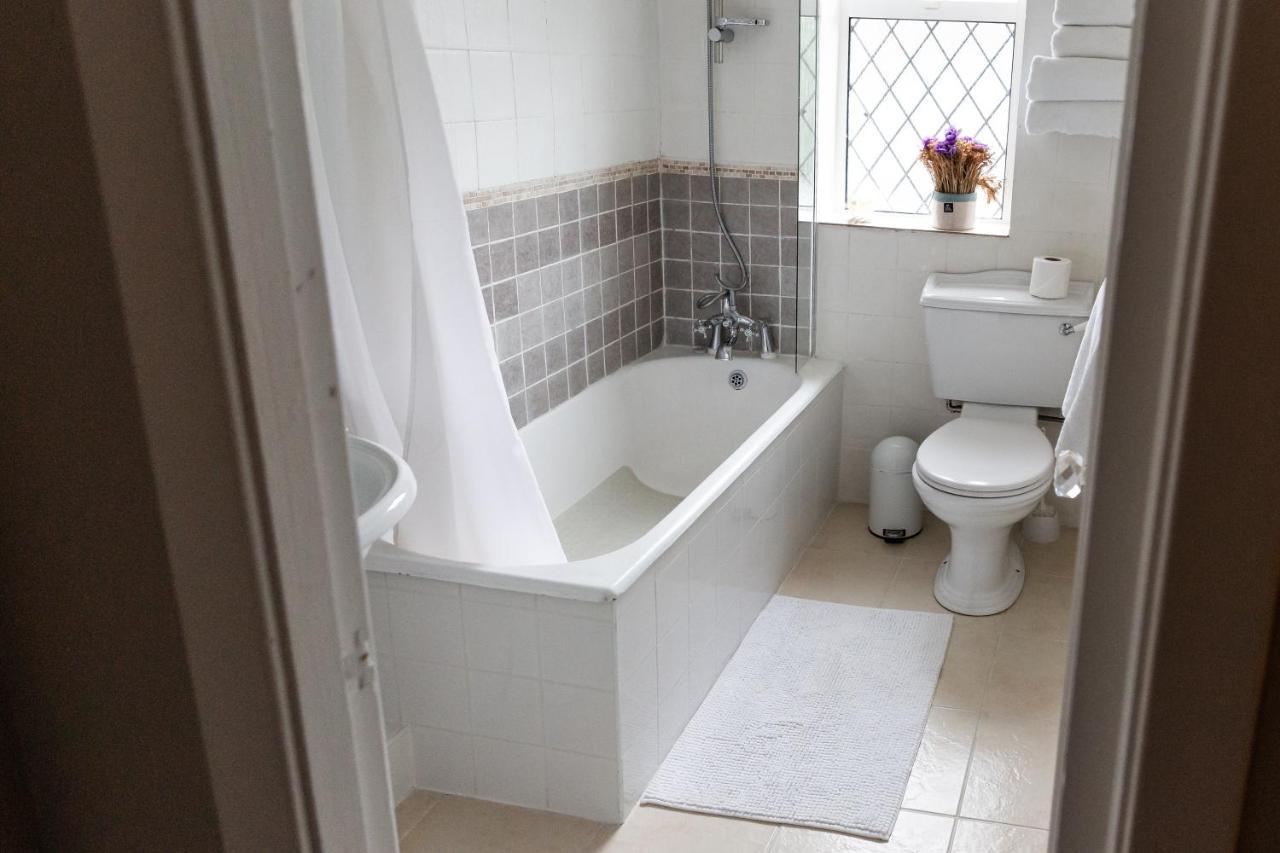 Aaron Court B&B Dublin Eksteriør bilde