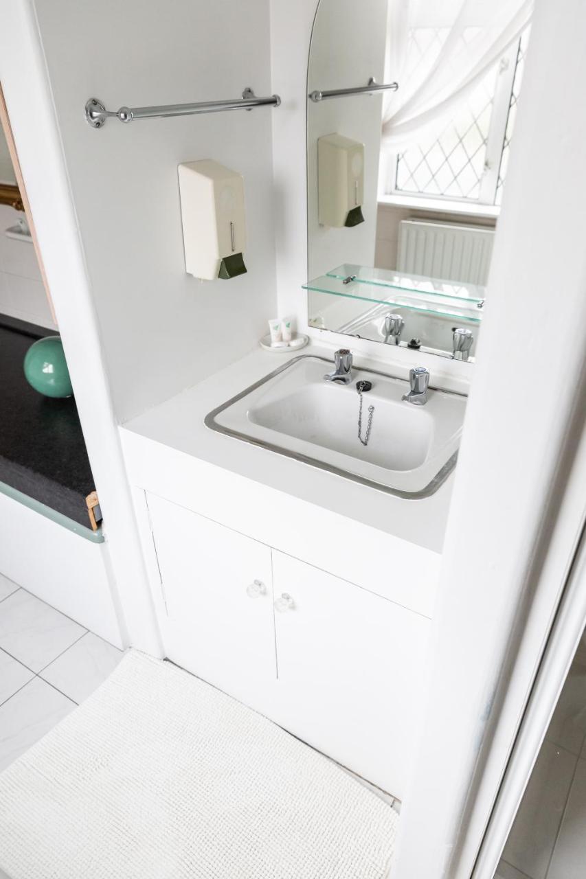 Aaron Court B&B Dublin Eksteriør bilde