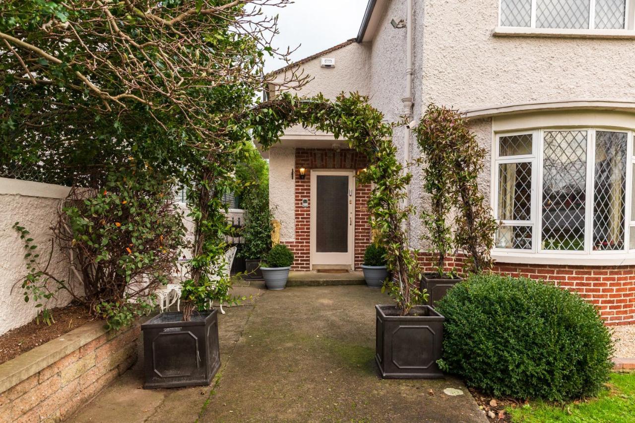 Aaron Court B&B Dublin Eksteriør bilde