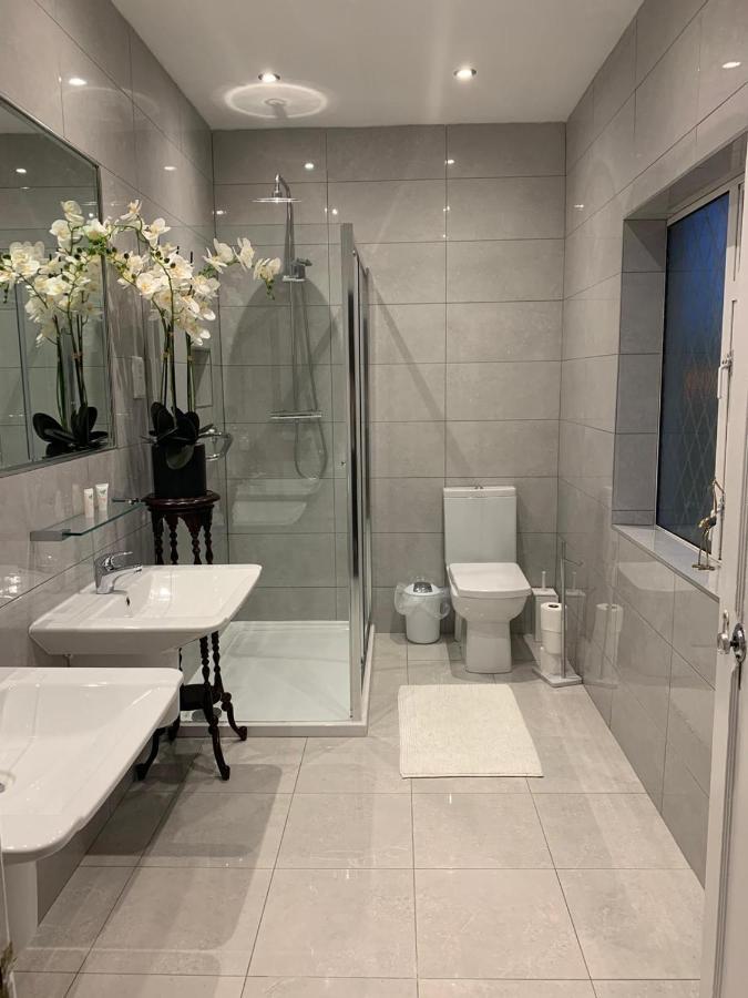 Aaron Court B&B Dublin Eksteriør bilde